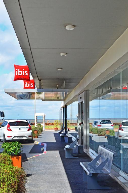 Ibis Montevideo Rambla Hotel Exterior photo